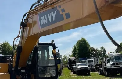 Used SANY SY215C LC Crawler Excavators North Carolina US | Mitsubishi HC Capital America #1362871