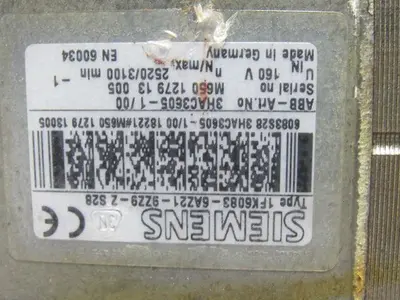 ABB Siemens 3HAC0694-2 160V 2520/3100RPM Robot Wrist Assembly W/ Servo