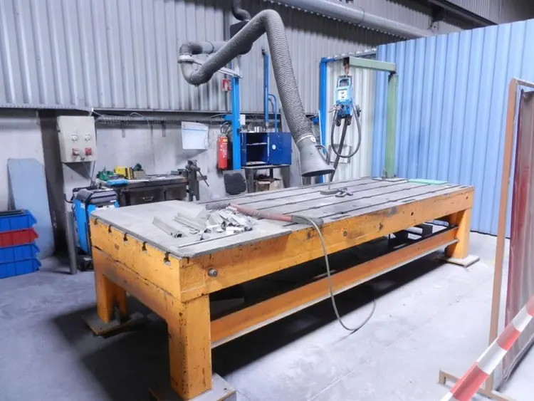 Used WELDING TABLE 4000 X 1500 X 250 MM Tables, Floor & Layout Plates BE | Apt International N.V #366620