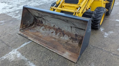 USED NEW HOLLAND 675E