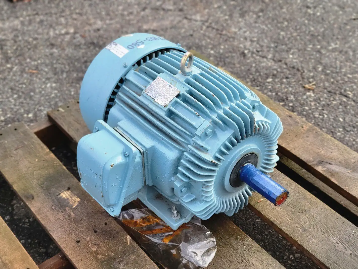 15 hp, 230/460 volts, 3525 rpm, 254T Electric Motor