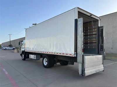 Used 2022 ISUZU "FTR" VAN BODY TRUCK - DIESEL (2022) Box trucks Texas US | MachineryMax #1488277