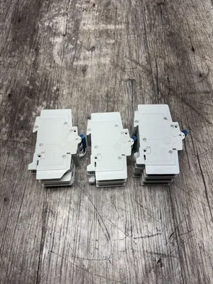 ALLEN BRADLEY M2D050 D M3C020 D AMRA3 D Electrical/PLC/Automation | ESS Industrial Equipment Sales (6)