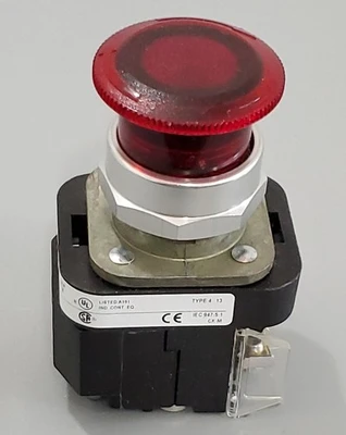 NEW Allen-Bradley 800T-PM26RA4