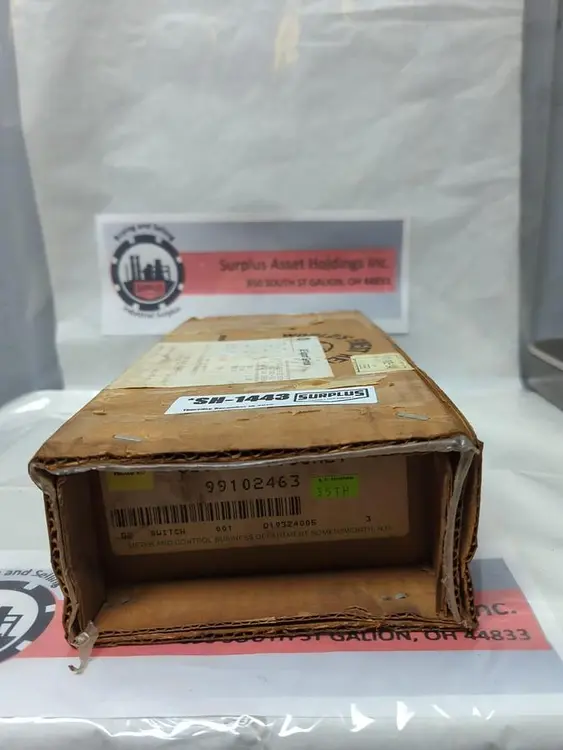 New | in-Stock GE SB9 BB211SUM2Y Miscellaneous Equipment (Electrical & Power) Ohio US | Surplus Asset Holdings #1242195