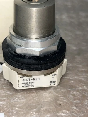 Allen Bradley 800T-H3309A Selector Switch NIB FAST SHIPPING! + WARRANTY
