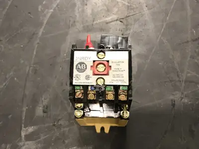 USED ALLEN-BRADLEY 700-P200A1