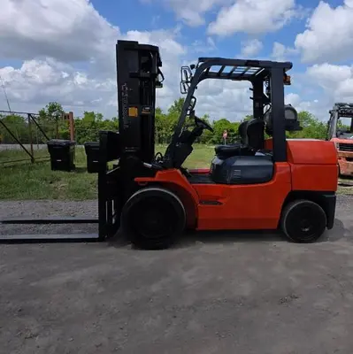 USED 2010 TOYOTA 7FGCU55