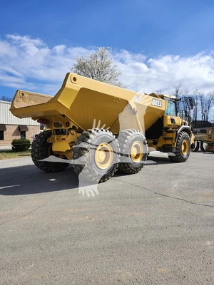 USED 2024 BELL B30E