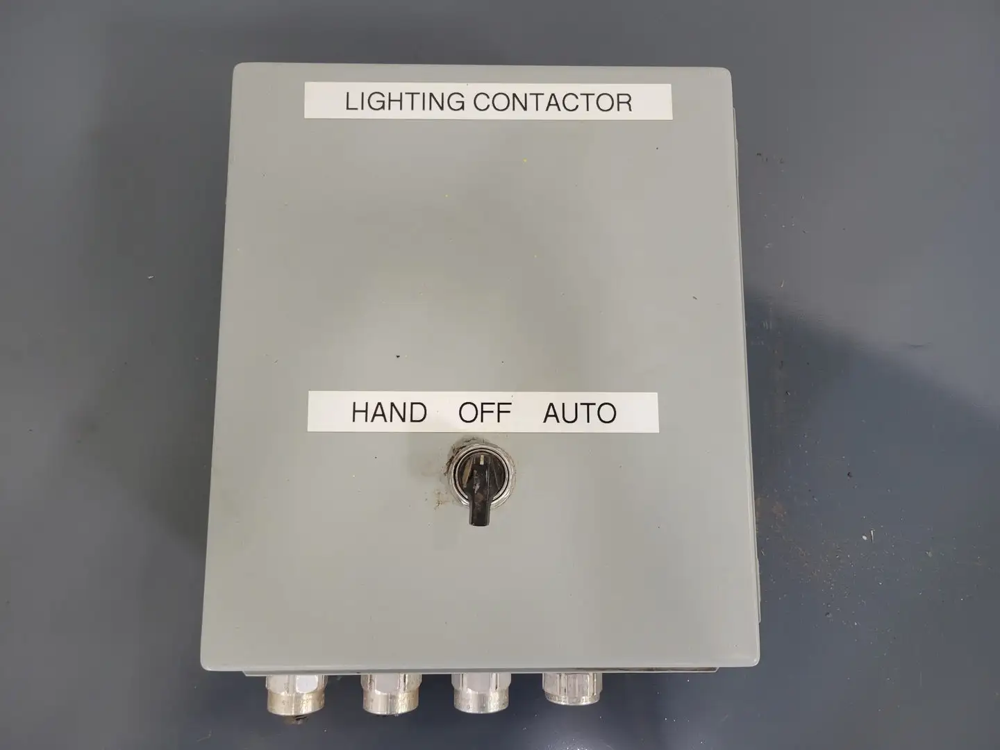 USED HOFFMAN A-1412CH