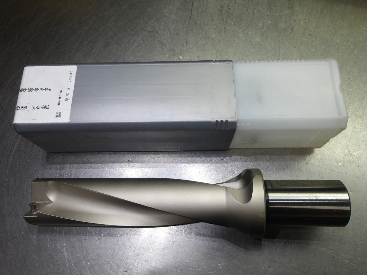 Iscar 45mm Coolant Thru Indexable Drill 40mm Shank DR045-180-40-16-4D-N (LOC3336)