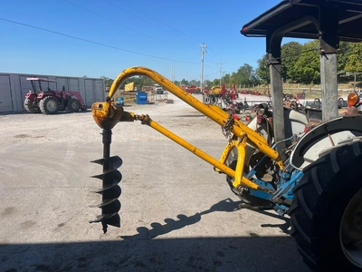 Danuser F8 Post Hole Digger | County Equipment Company LLC (3)
