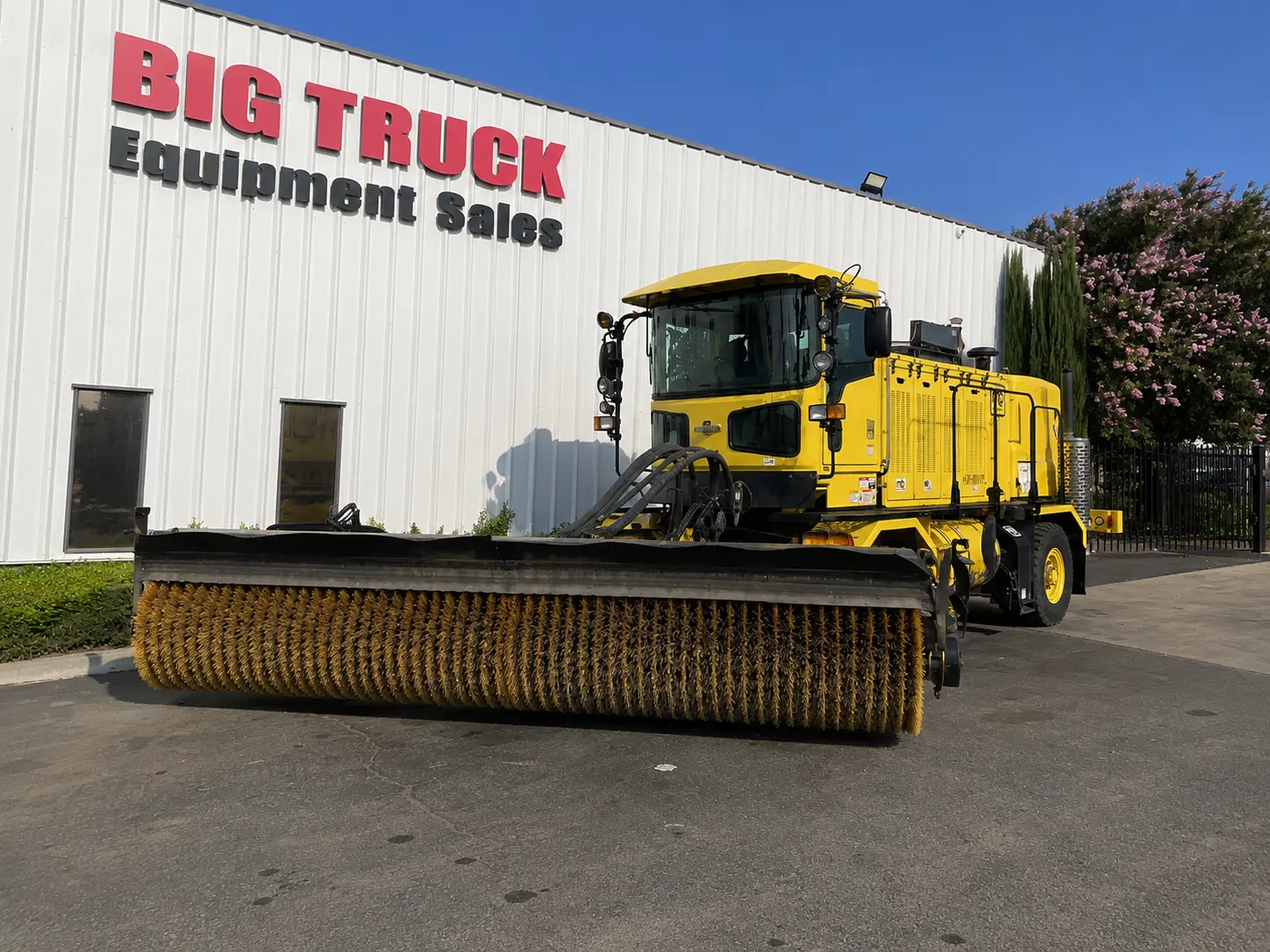 Used 2008 OSHKOSH HB2718 Street Sweeper California US | Big Truck & Equipment #1412333