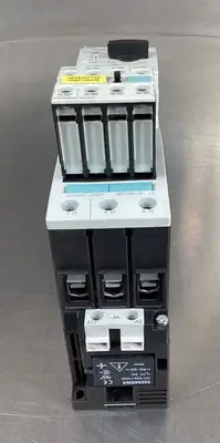 USED Siemens 3RV1031-4EA10 Circuit Breaker w/2 Accessory Modules