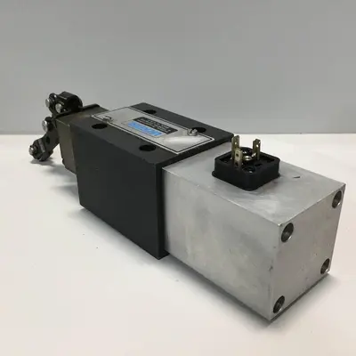USED VICKERS SDG20S4 012F 50 S553