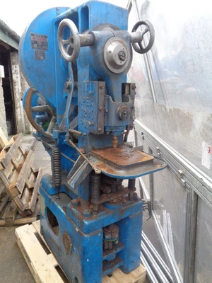 Apex 128 tablet 15 Ton Single Punch Tablet Press
