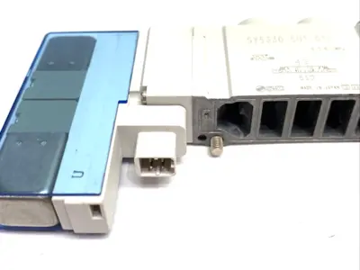 USED SMC SOLENOID VALVE 4/5-PORT 0.2~0.7MPA