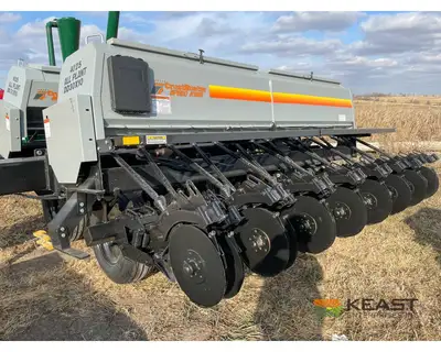 Used CRUSTBUSTER _UNKNOWN_ No-Till Drills Iowa US | Keast Enterprises #1360247