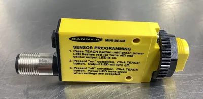 Banner SME312DVQD Mini Beam Expert Diffuse Photoelectric Sensor 60335 3D-31