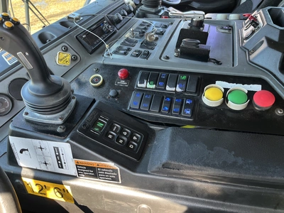 USED 2018 MACK LR613 REFUSE