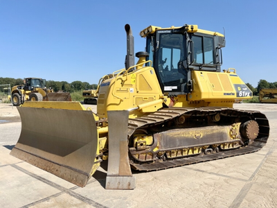 USED 2023 Komatsu D61PX-24