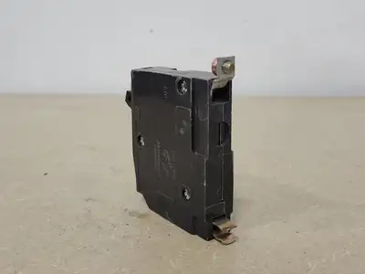 USED SQUARE D QOB115
