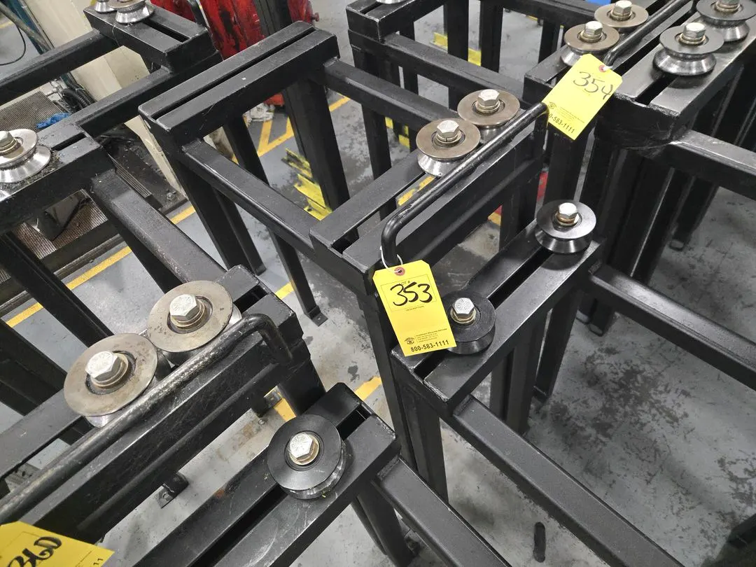 (1) Floor Mounted Wire/Rod Guide