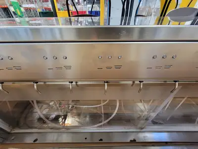 USED 2018 BY THE GLASS F811630