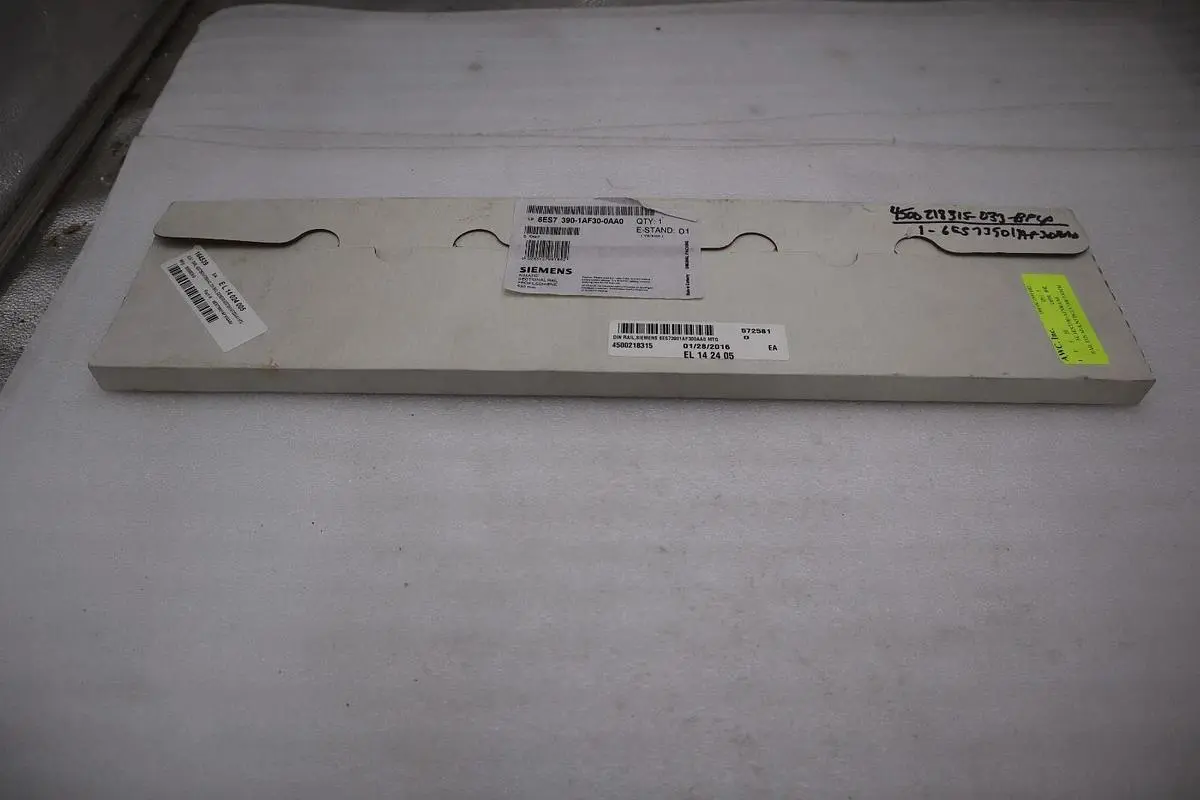 SIEMENS 6ES7390-1AF30-0AA0 MOUNTING BRACKET NEW UNIT STOCK G295A