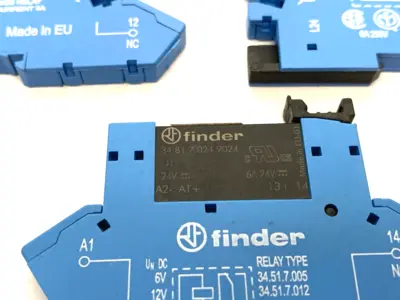 Used Finder Solid-State Relay w/ 93.51.7.024 Socket Base Relays & Switches Michigan US | Maverick Industrial Sales #1397540