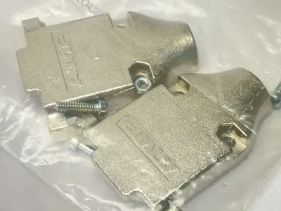 1 5745172 3 | Tyco Electronics 1-5745172-3 15 Position Two Piece Shielded Backshell Connector - New