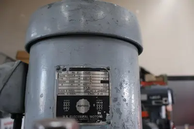 1970 BRIDGEPORT MACHINES 1-1/2 HP Manual Milling | MD Equipment Services LLC (15)