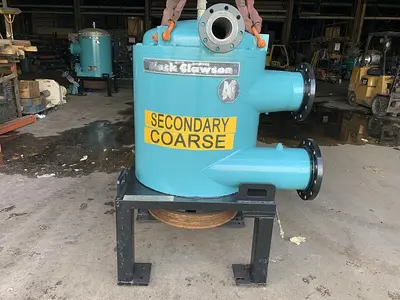 USED 1990 BLACK CLAWSON UV200
