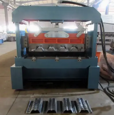 Structural Metal Roof Deck Roll Forming Machine - Saudi Arabia