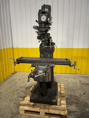 3 HP KING MODEL #942VS RAM TYPE VERTICAL MILLING MACHINE: STOCK #23625