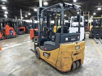 USED 2019 CATERPILLAR 2ET4000