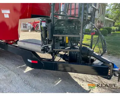 Used CLOVERDALE _UNKNOWN_ Feeder Wagons Iowa US | Keast Enterprises #1360092