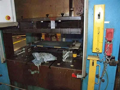 1200 Ton AP & T Blanking, Embossing & Cutoff Line