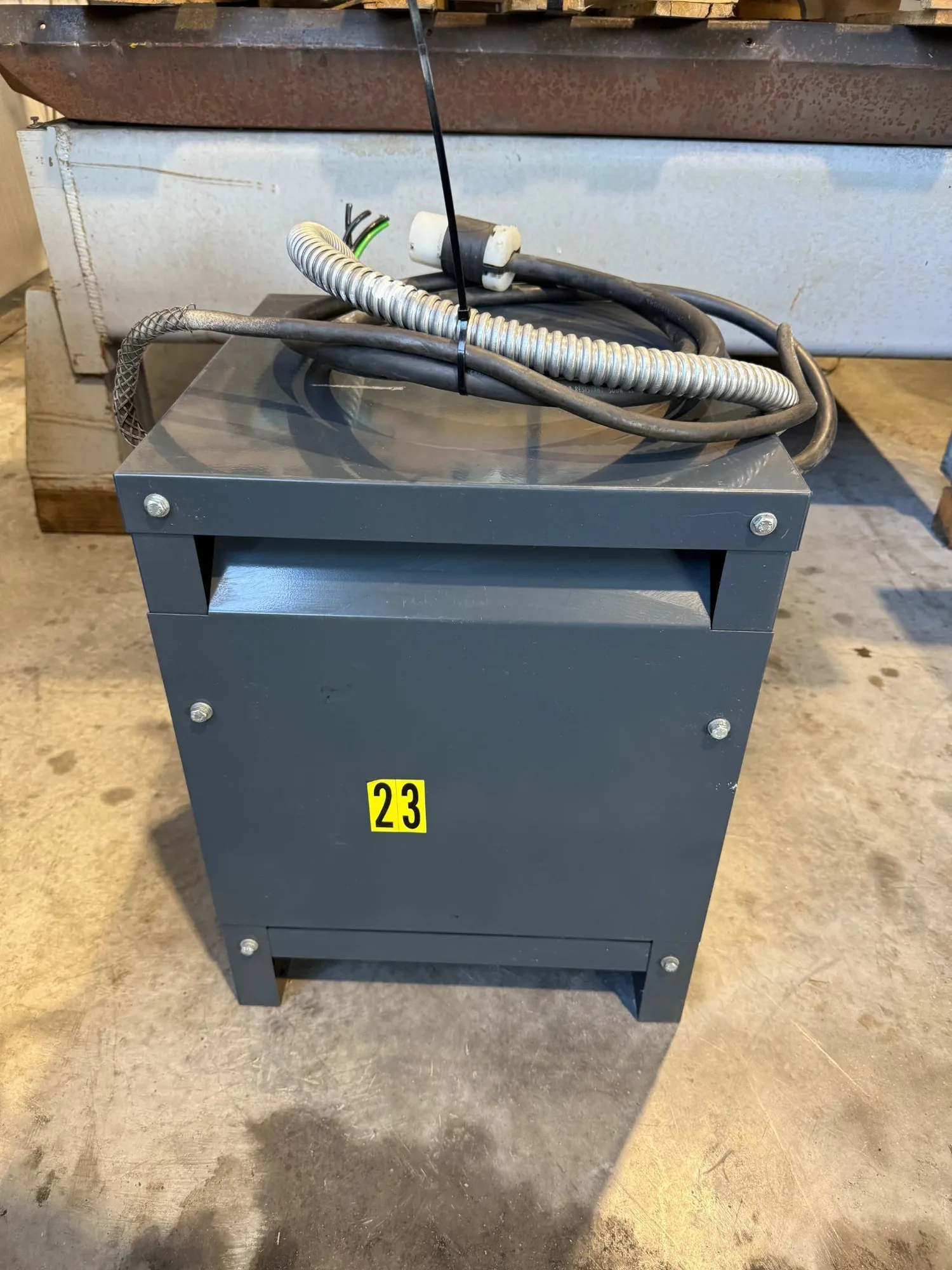 USED JOHNSON J12855