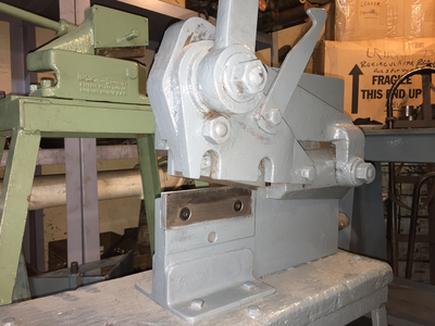 Used _UNKNOWN_ _UNKNOWN_ Sheet Metal Shears New Jersey US | H. Weiss Machinery & Supply #1231782