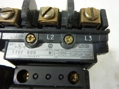 USED ALLEN BRADLEY 520F-BOD SER W W32