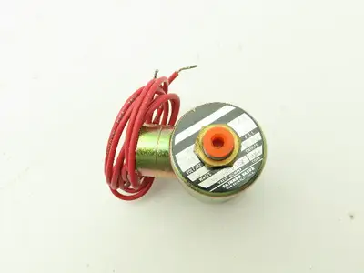 Honeywell Skinner V53ADB2VAC2 Solenoid Valve 3-Way NC 120V Vacuum 1/4" NPT