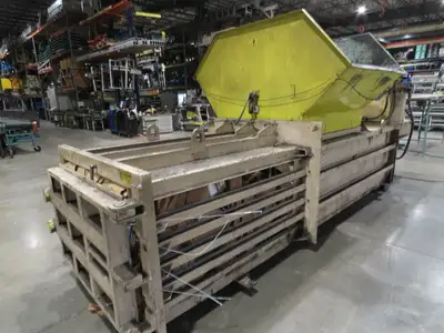 Balemaster 772 Horizontal Cardboard Baler 48x32x72" Bale Manual Tie 25Hp 480V