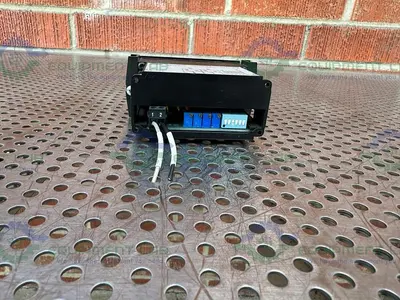 USED RED LION CONTROLS APLLP 500 APOLLO LOOP POWERED PROCESS INDICATOR