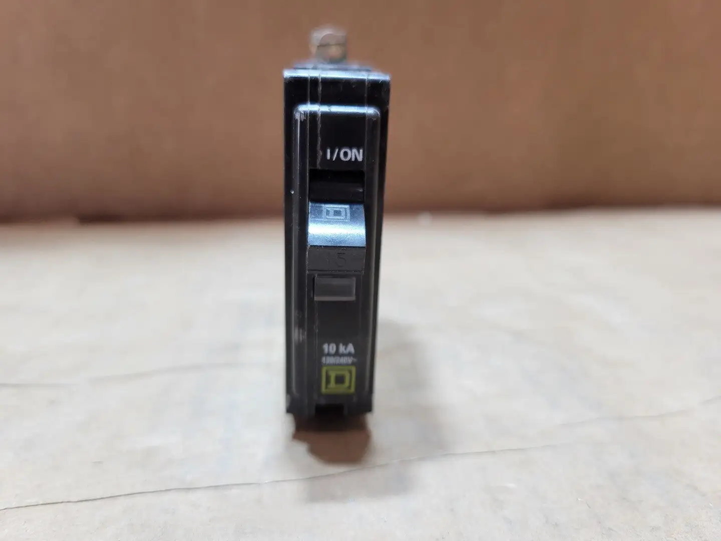 USED SQUARE D QOB115