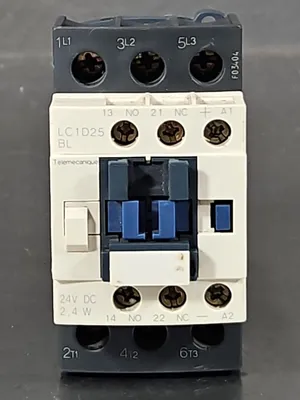 Schneider LC1D25BL Contactor. Loc4D-23