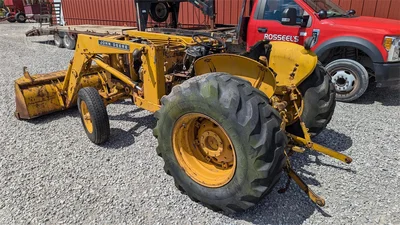 USED JOHN DEERE 300