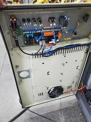 USED 2011 FANUC M-900IA/260L