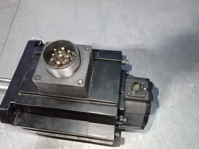 New | in-Stock OMRON R88MK90010FBS2 Servo Motors | HGR 24 #730716