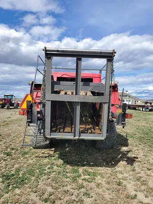USED 2012 MASSEY FERGUSON 2170